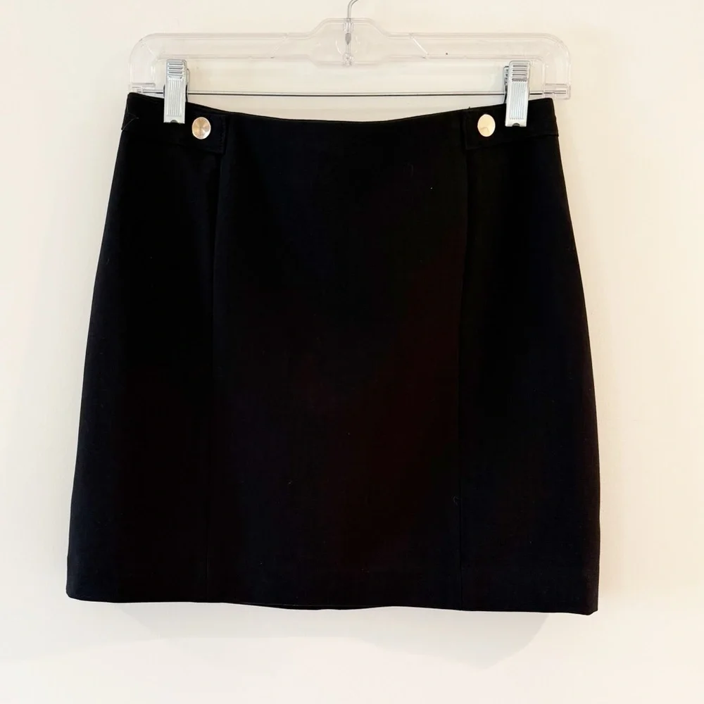 NWT H&M Black Mini Skirt